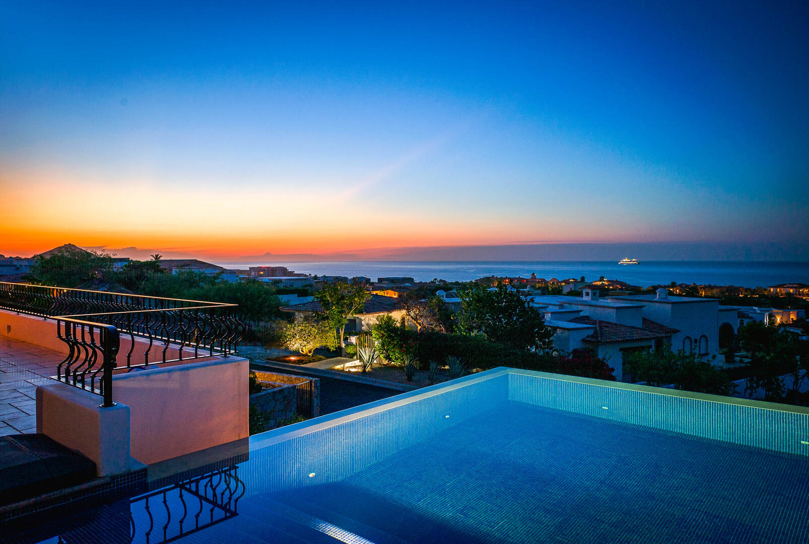 Villa de los Faros 2