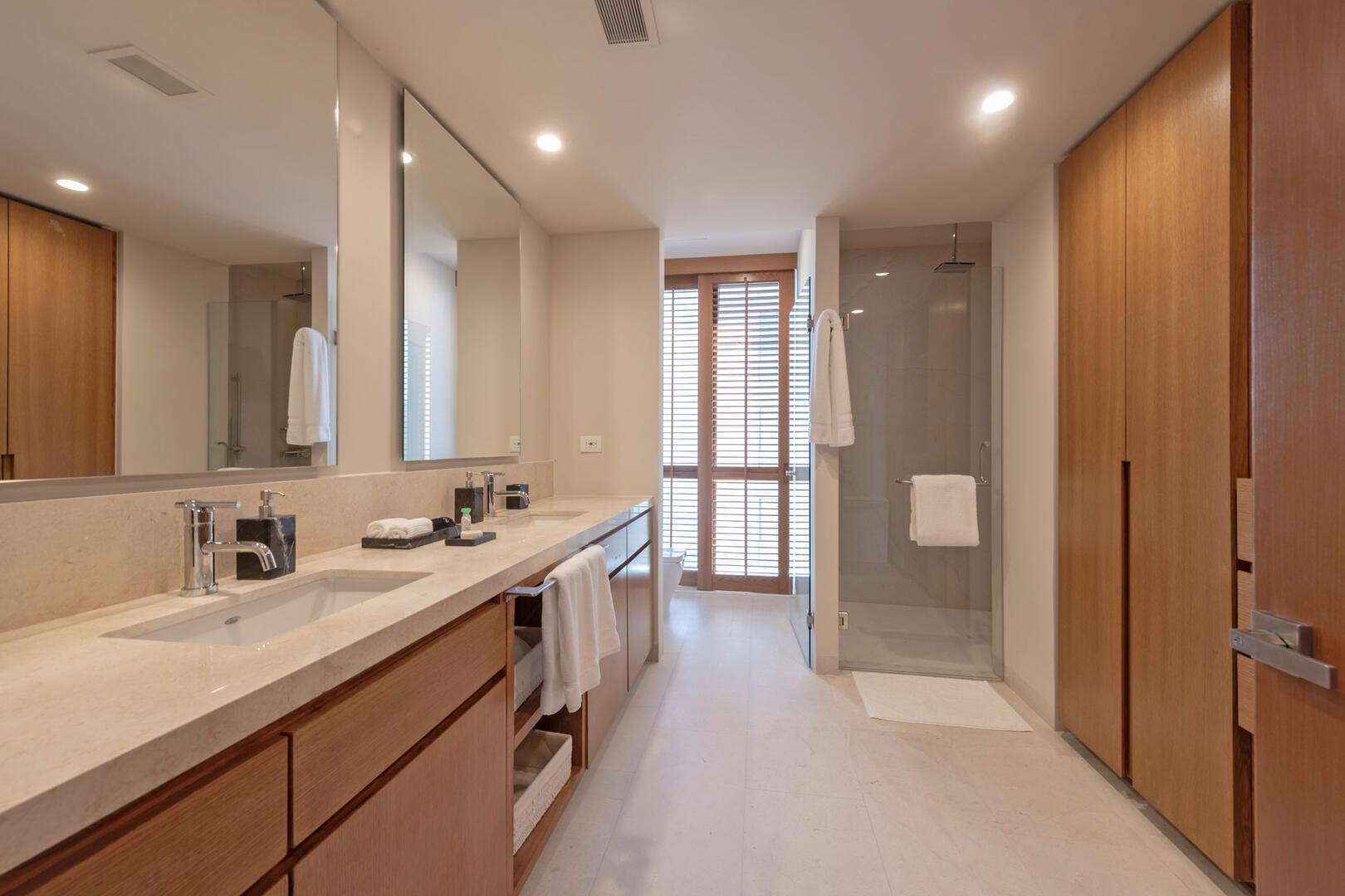 Condo Surf Sea Streich 3