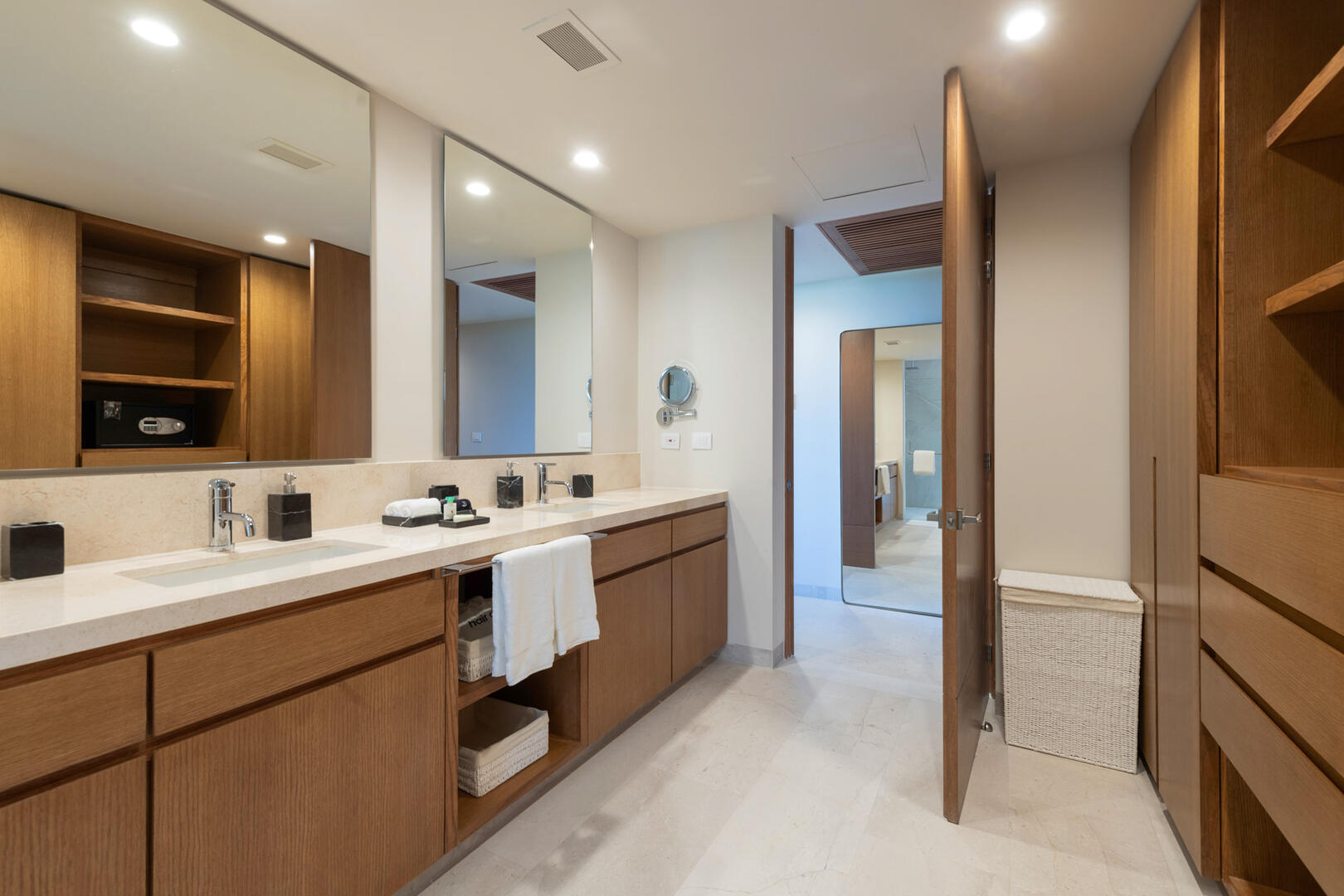 Condo Surf Sea Streich 6