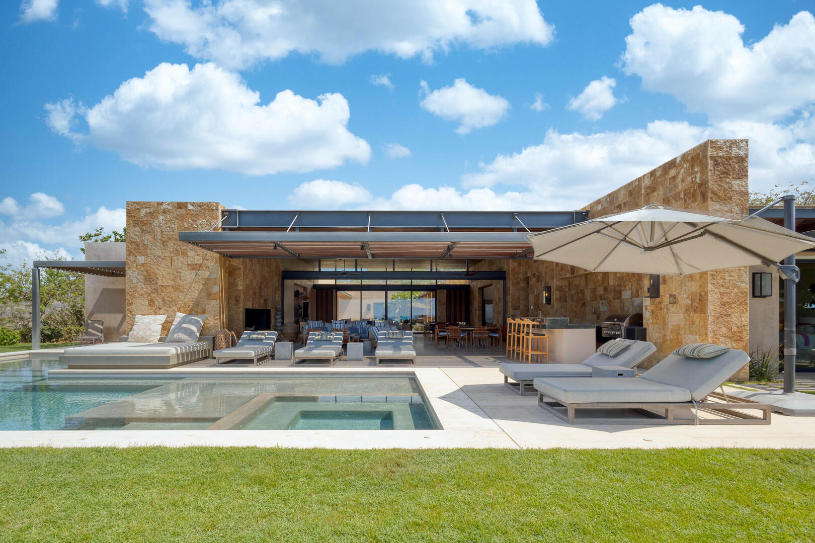 Enclave West #23 | Photo 12