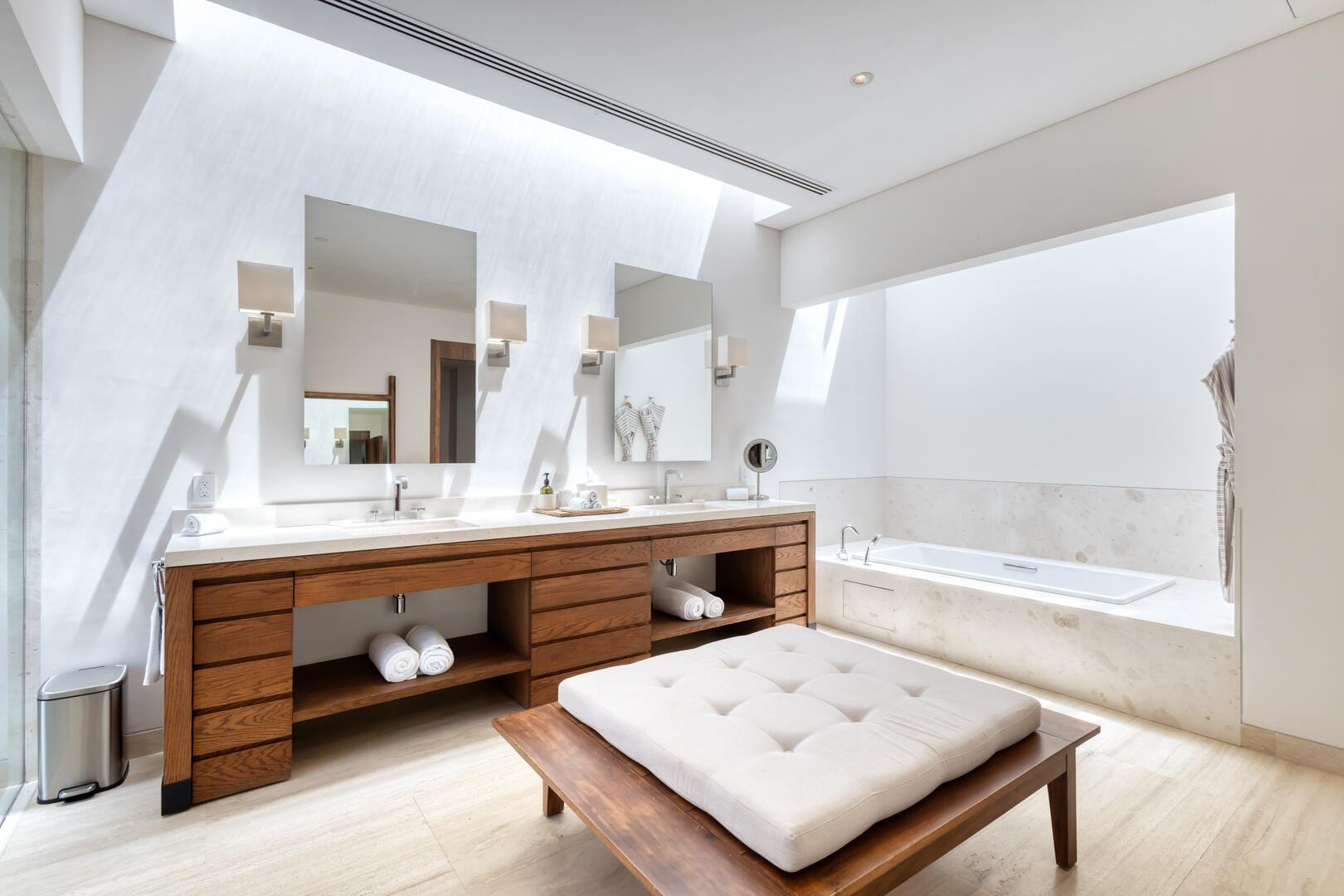 Enclave West #23 | Photo 31