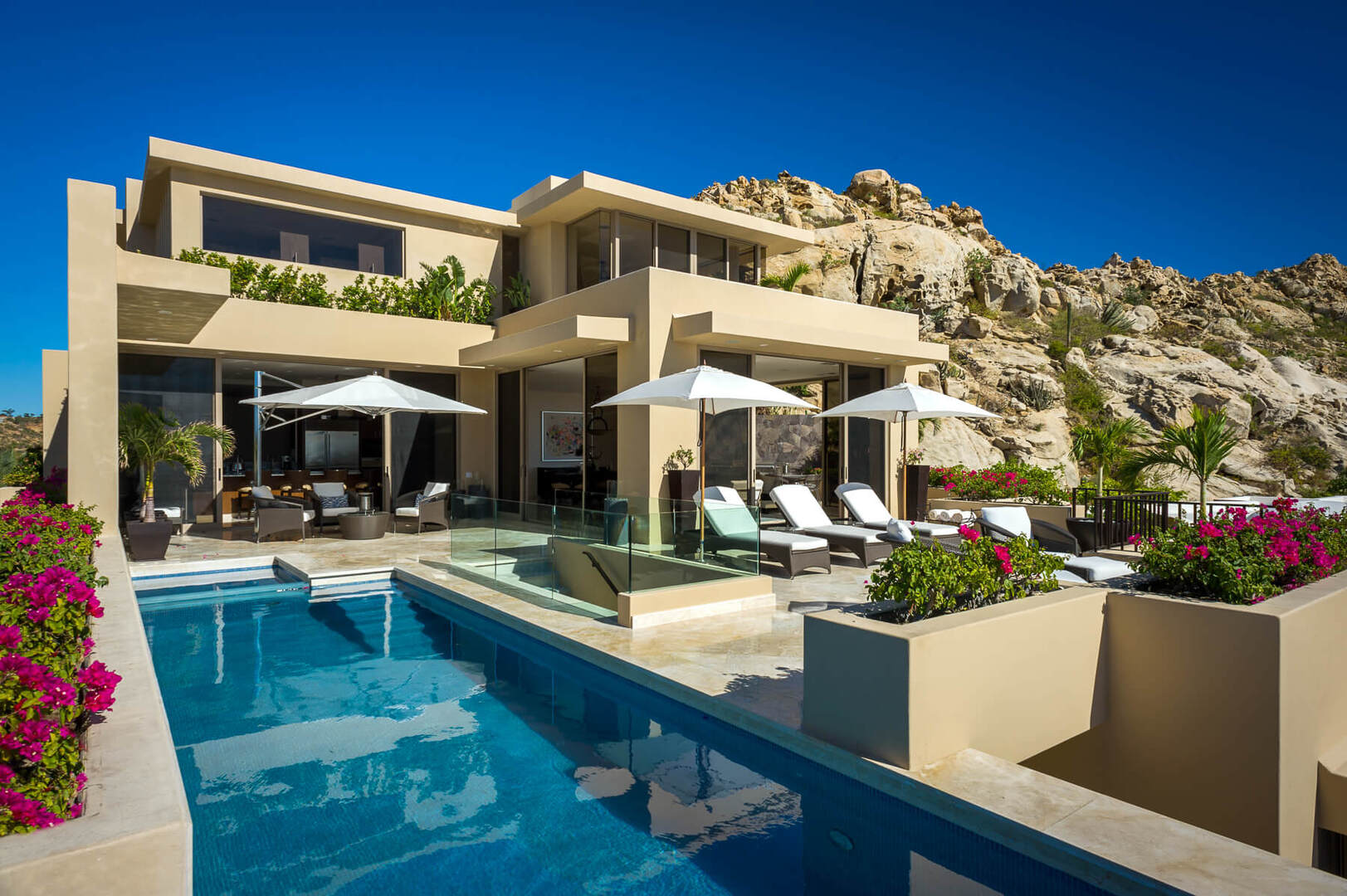 Villa Pacific West 4