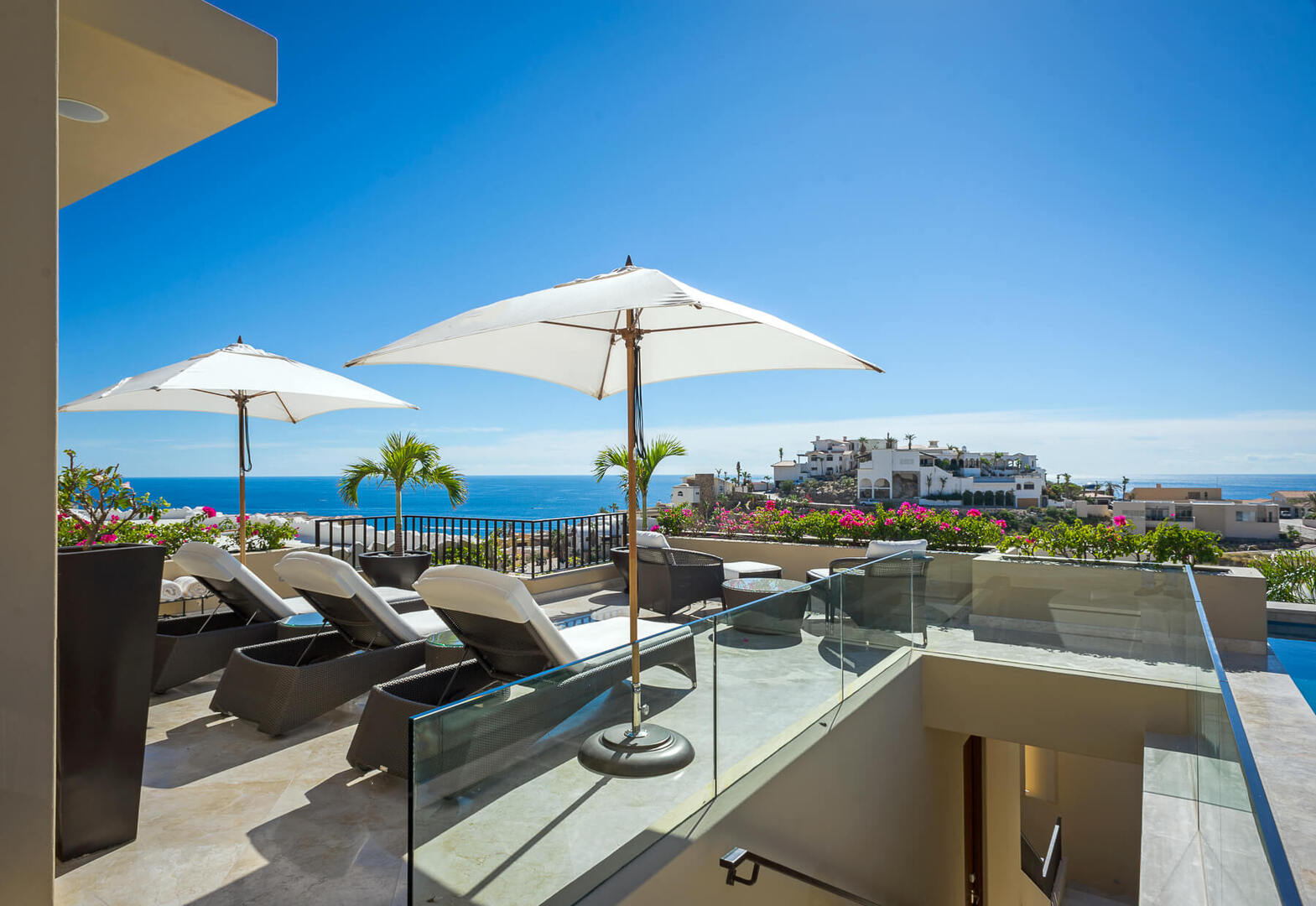 Villa Pacific West 3